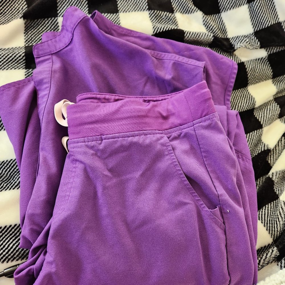 Figs scrub set size large Magic Purple